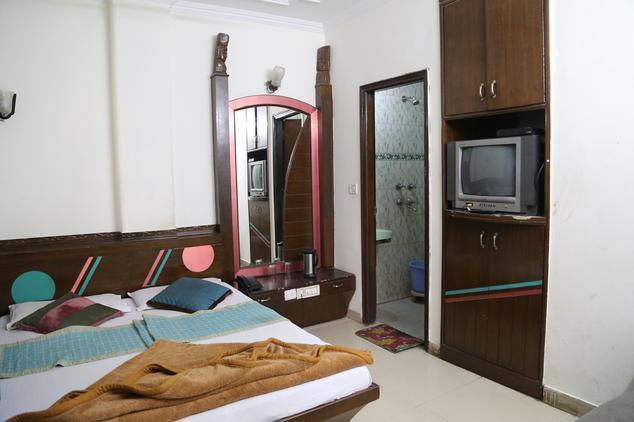 Delhi Empire Dx Paharganj